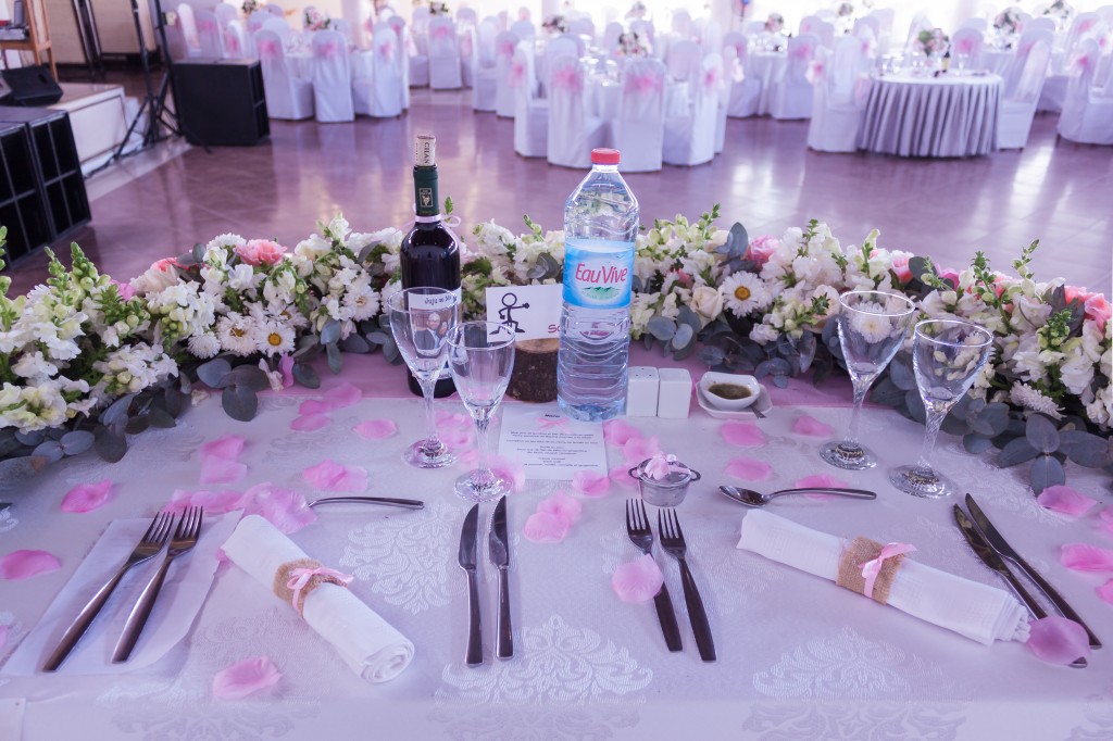 Decoration-table-mariée-mariage-cocktail-jardin-colonnades-8