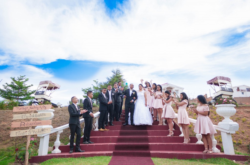 filles d'honneur-mariage-colonnades-mariage-Madagascar-7