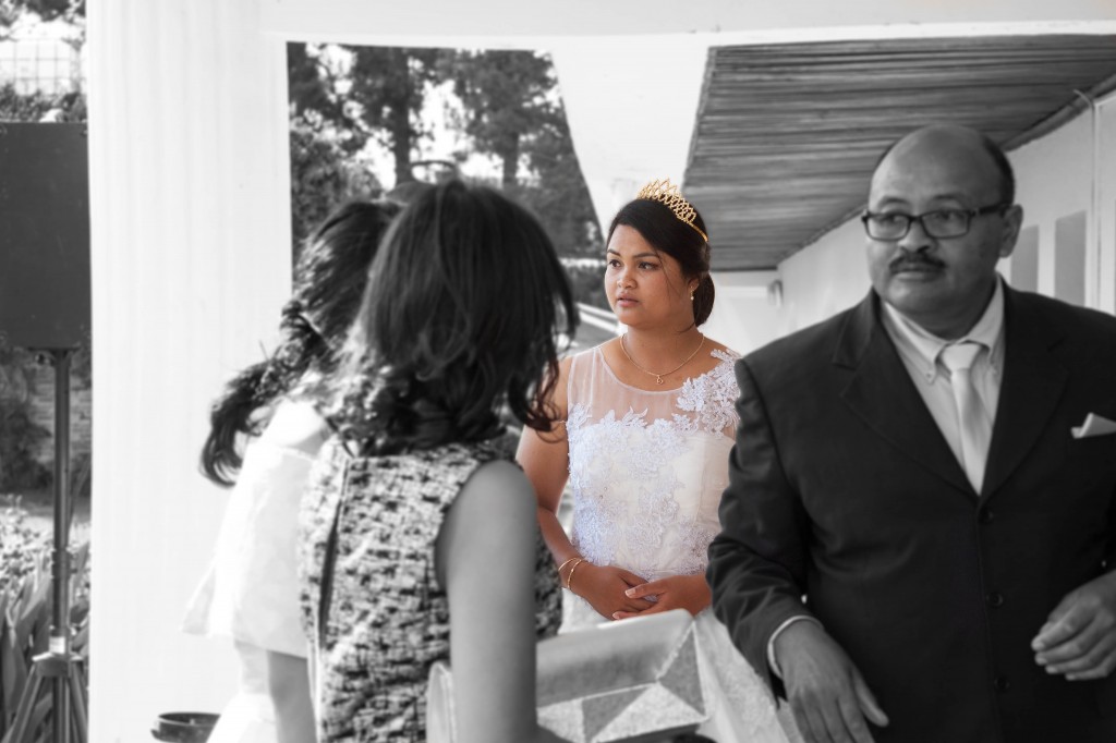 couple-mariage-colonnades-madagascar-1