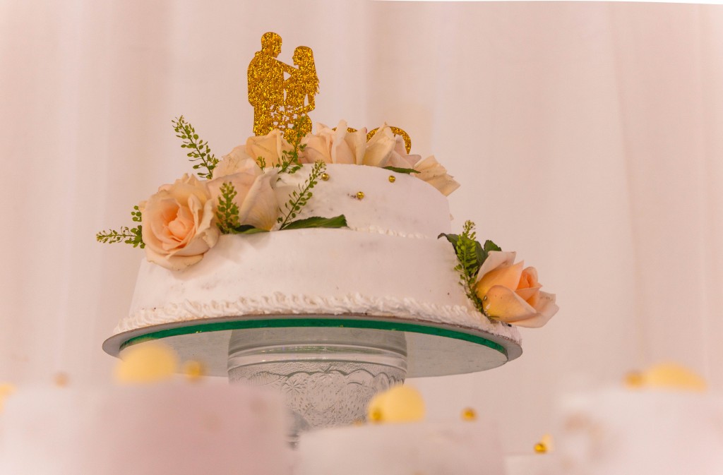 Mariage-colonnades-décembre-decoration-gateau