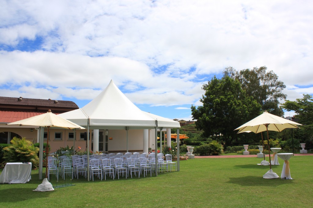 Ministère-affaires étrangères-madagascar-colonnades (1)