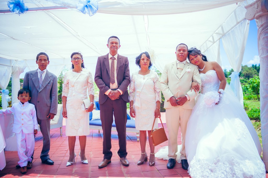 photo-famille-mariage-salle-reception-Antananarivo