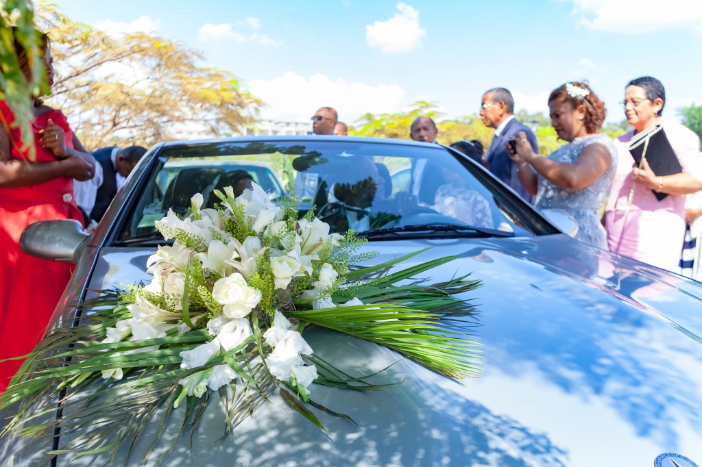 tête-cortège-mariage-colonnades-mamy-haingo