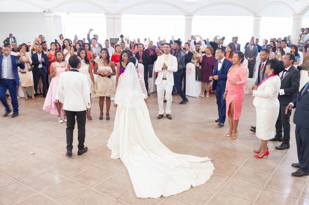 mariage-Antananarivo-colonnades