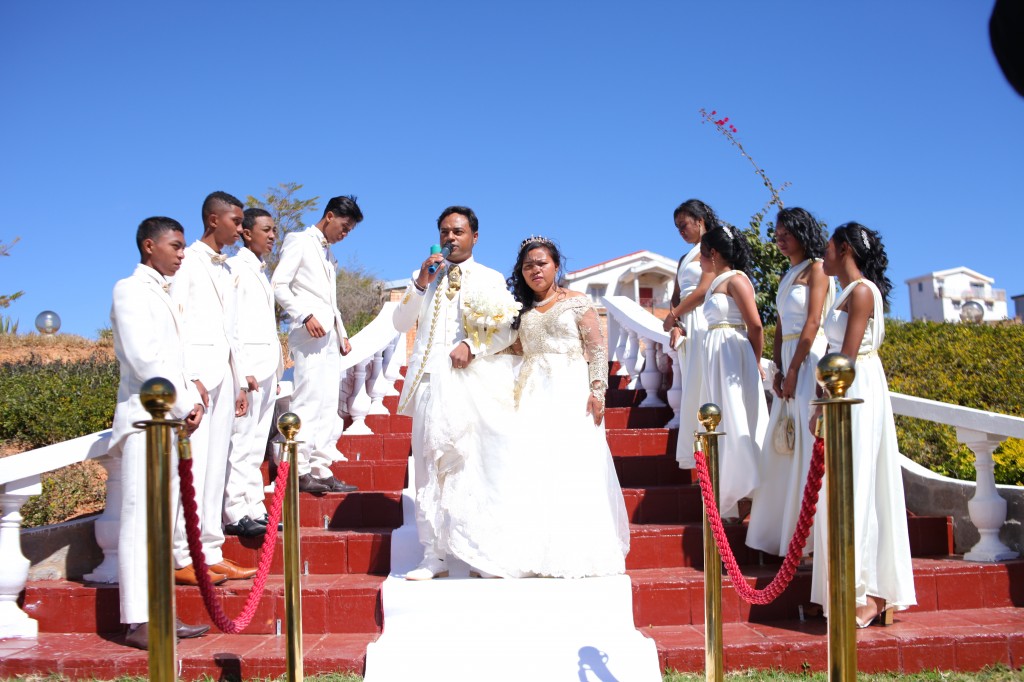 Mariage-espace-colonnades-Antananarivo-Fabrice-mialy (1)