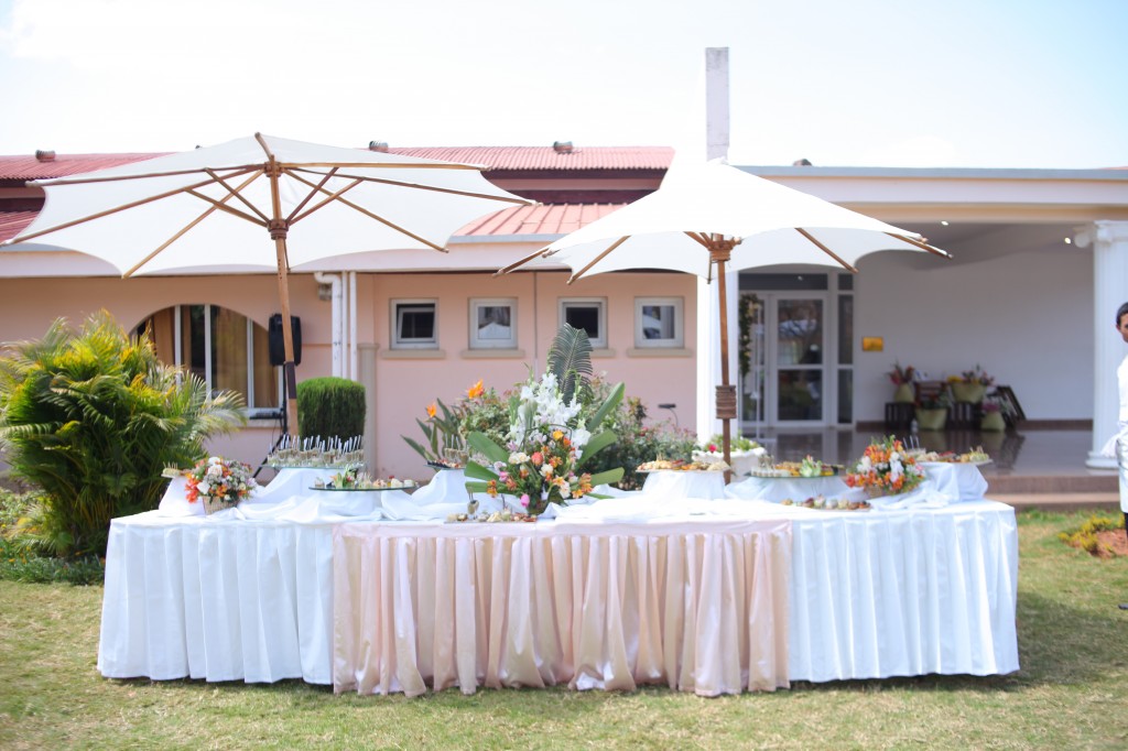 coktail mariage champêtre colonnades photosary emilio elviane (2)