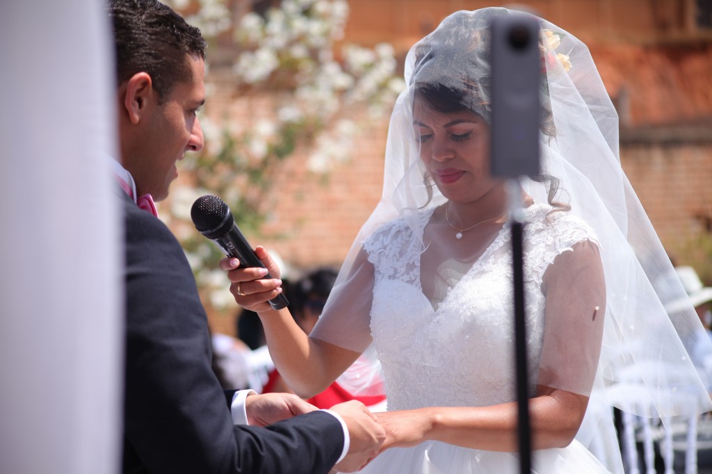 cérémonie mariage champêtre colonnades photosary emilio elviane (6)