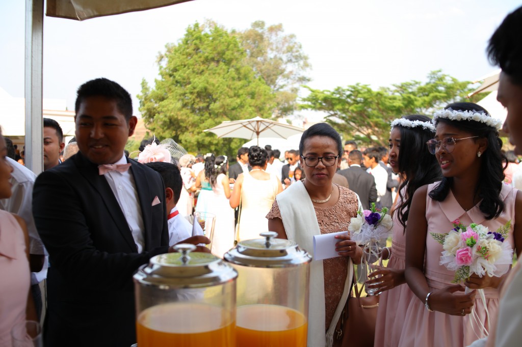 cocktail jardin colonnades mariage antonio sitraka (11)