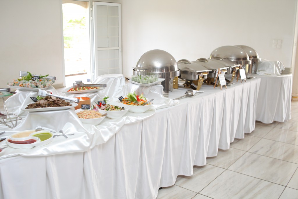grand-buffet-salle-réception-mariage-Laza-Volana (3)