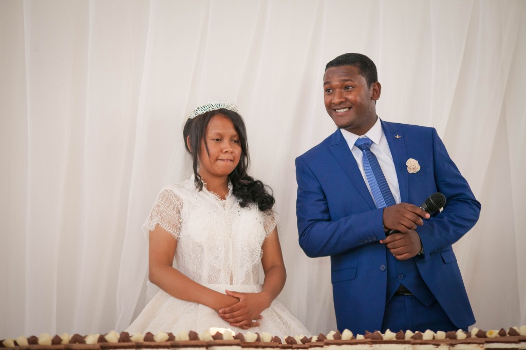 Cérémonie-gateau-champagne-mariage-espace-Colonnades-Antananarivo-Niavo & Fepy (1)