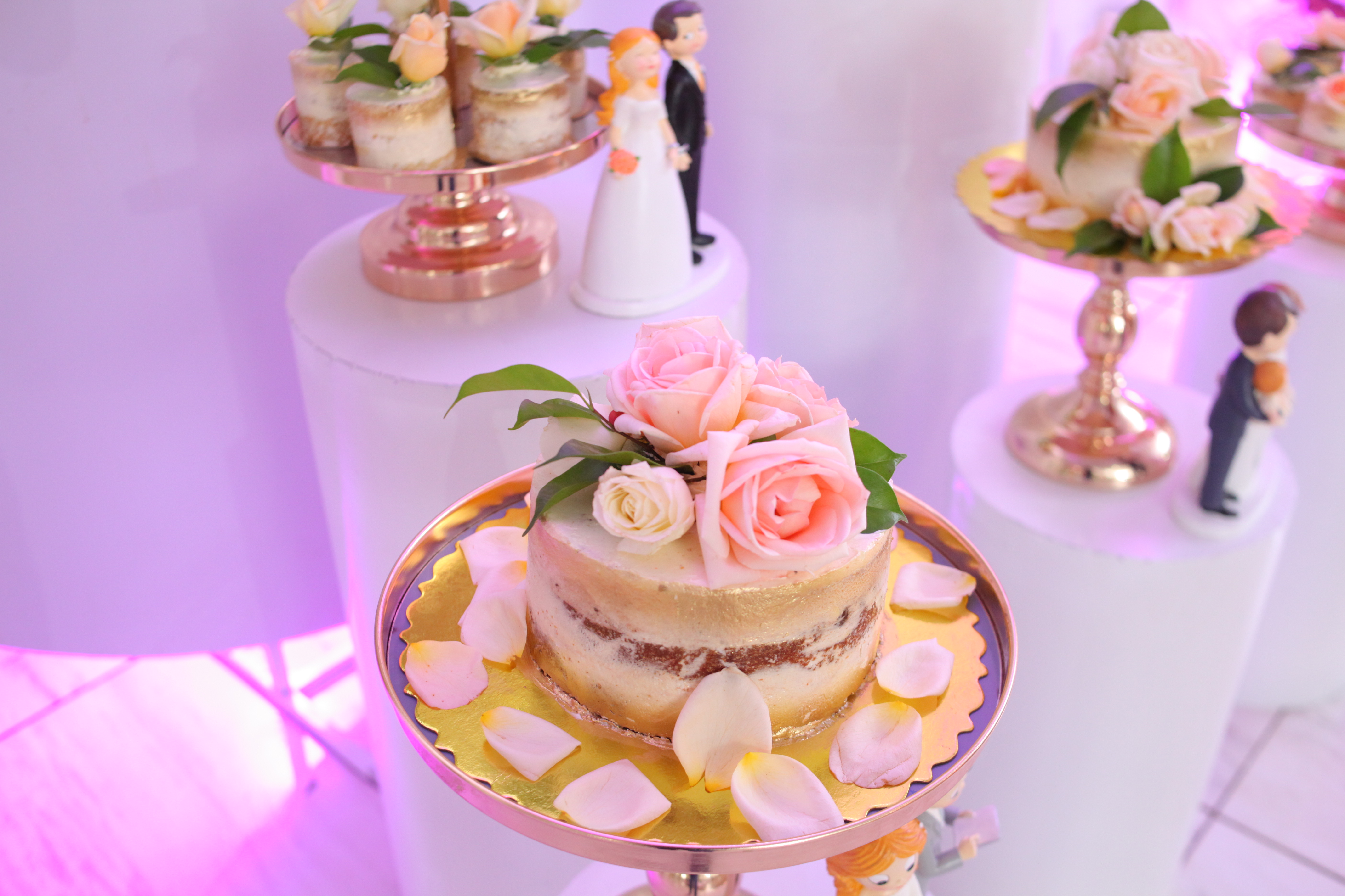 Gateau De Mariage Espace Les Colonnades Salle De Reception Salle De Mariage Domaine Antananarivo