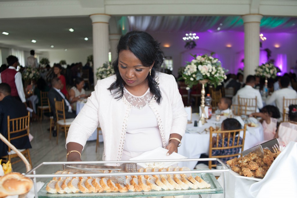 Grand-buffet-salle-réception-mariage-Laza-Tiavina (4)