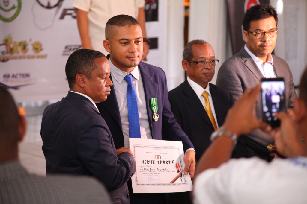 Remise de prix FSAM-Fédération-Sport-Automibile-2019-2020-salle-réception-Colonnades-Antananarivo-Madagascar (24)
