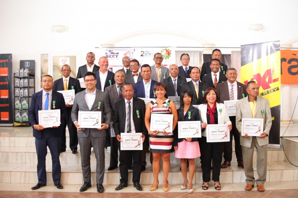 Remise de prix FSAM-Fédération-Sport-Automibile-2019-2020-salle-réception-Colonnades-Antananarivo-Madagascar (28)